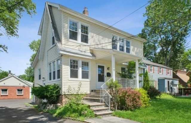 9 Wardell Rd - 9 Wardell Road, Livingston, NJ 07039