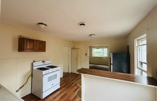 116 Bay St photos photos