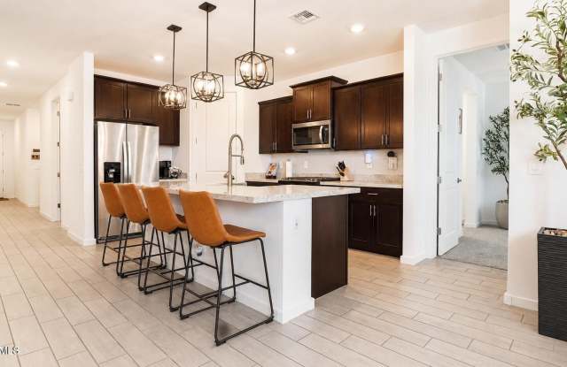 17341 W SANNA Street photos photos