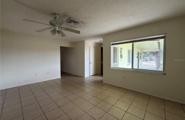 2507 TERRY LANE photos photos