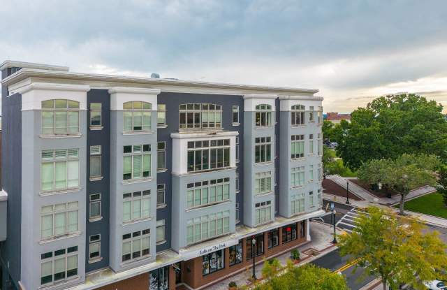 Executive Furnished Loft in Downtown Lakeland photos photos