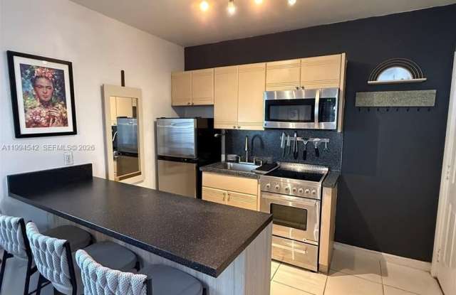 601 Michigan Ave photos photos