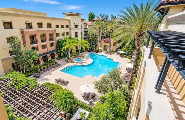 24595 Town Center Dr Gallery 1