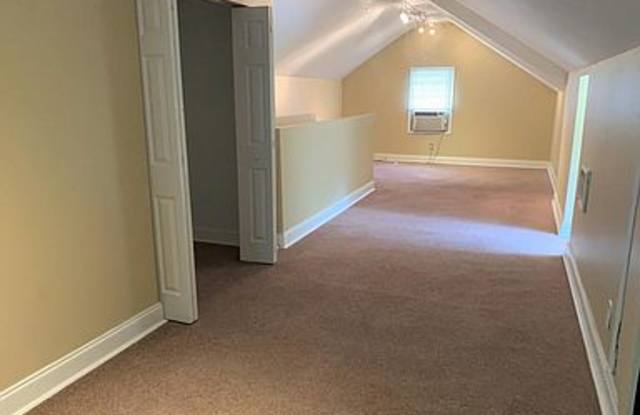 549 Lynnhaven Dr SW Gallery 4