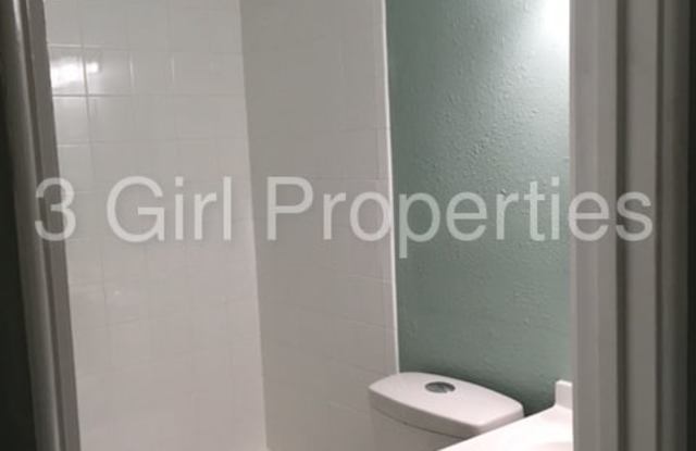 15134 Waverly Street Gallery 3