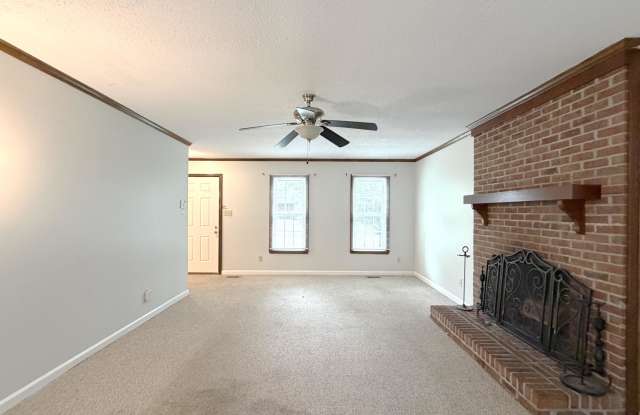 2387 Riverchase Place Gallery 4