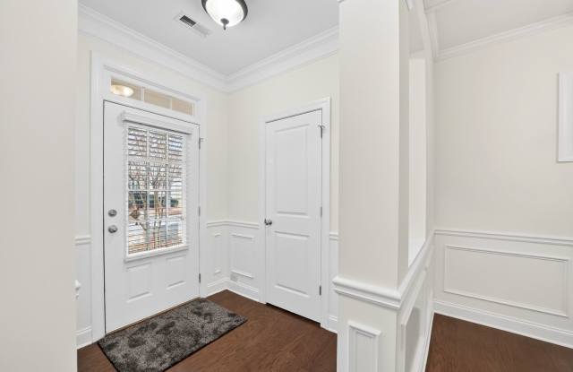 Newly renovated 4-bedroom house in NORTH GWINNETT cluster in Suwanee Gallery 4