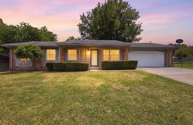 6810 E 73rd Street photos photos