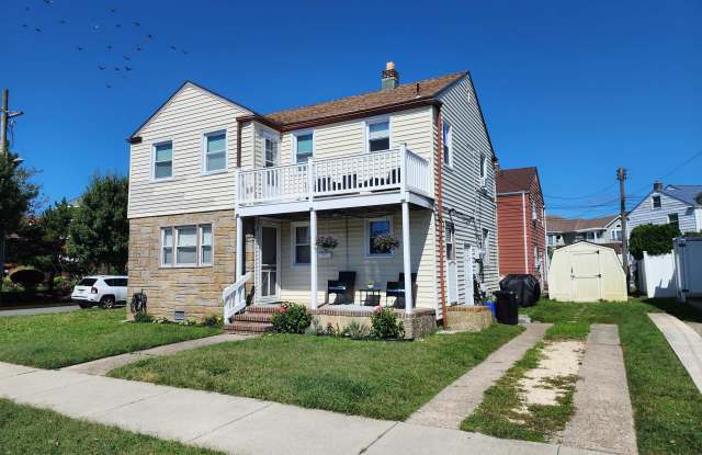 9105 Amherst Ave - 9105 Amherst Avenue, Margate City, NJ 08402