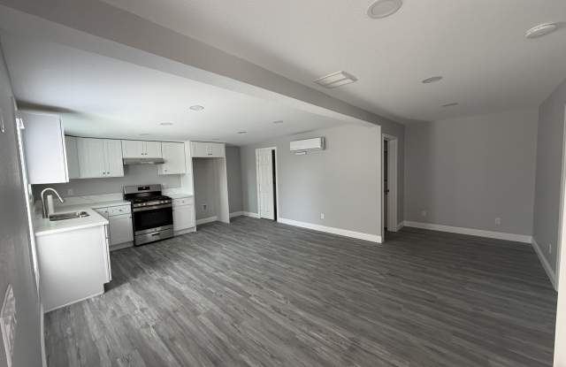 1854 Napoleon Avenue #2 photos photos