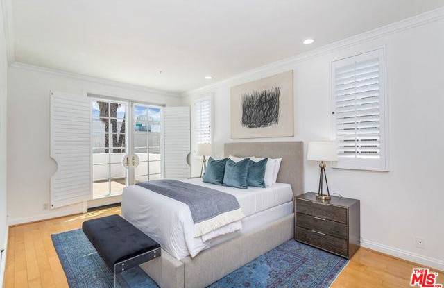 107 North Doheny Drive photos photos