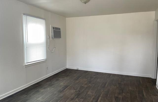 1510 SLOAN ST. Gallery 4