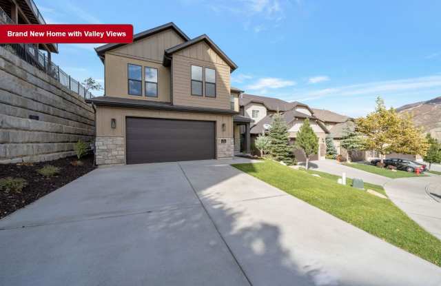SPECTACULAR VIEWS, MIL APT, BRAND NEW MOUNTAIN HOME W 3 CAR - 1233 Delacroix Drive, Draper, UT 84020