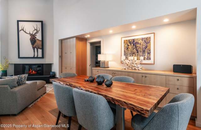 100 Mountain Laurel Court Gallery 4