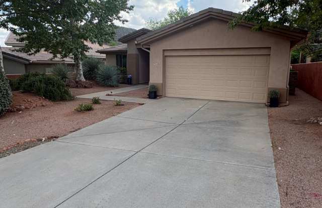 Unfurnished, 1-year long-term rental Gallery 1