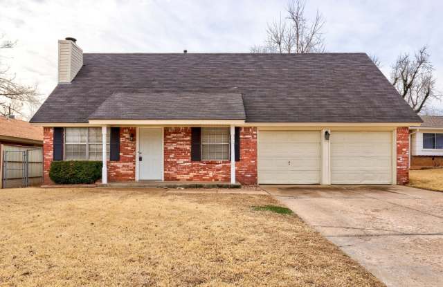 4 bed, 2 bath house in mustang schools photos photos
