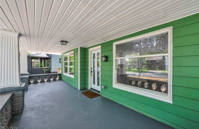 2172 West Boulevard Gallery 2