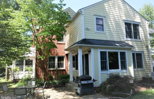 5106 FAIRGLEN LANE - 5106 Fairglen Lane, Bethesda, MD 20815