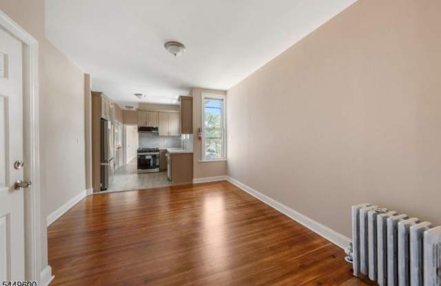 49-51 Caldwell Pl Gallery 3