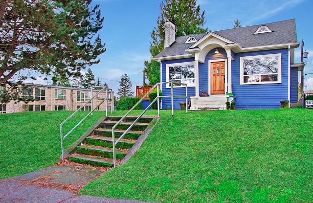 5957 California Ave SW - 5957 California Avenue Southwest, Seattle, WA 98136