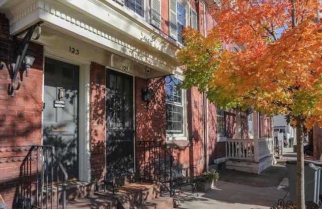 121 MULBERRY Street Gallery 2
