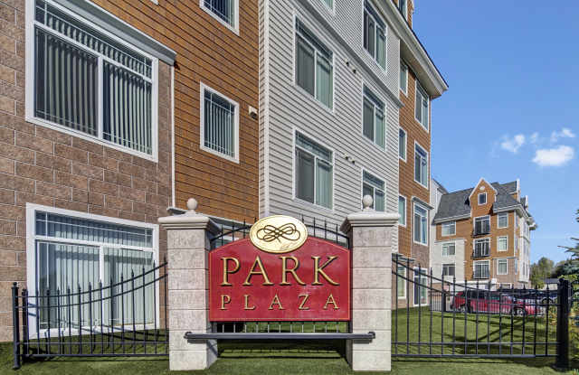 Park Plaza II Apartment Homes Gallery 2