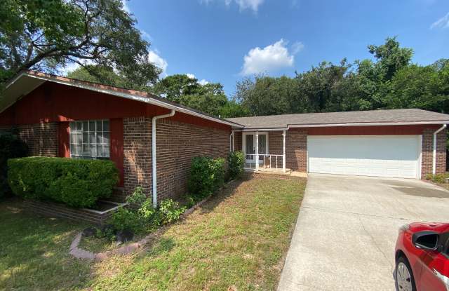 1006 Pine Lake Drive photos photos