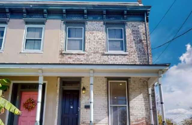 Charming 2BR House in Richmond - 805 Mosby Street, Richmond, VA 23223