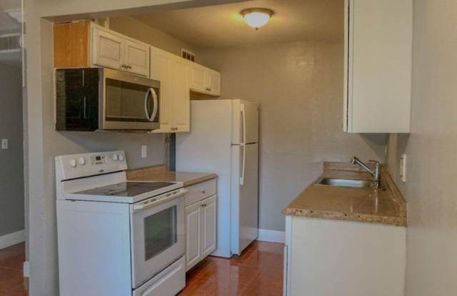 399 SW 13th Place 609, Deerfield Beach, FL 33441 - 399 Southwest 13th Place, Deerfield Beach, FL 33441
