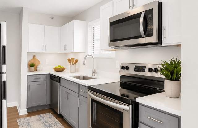 Cambridge Apartments Gallery 3