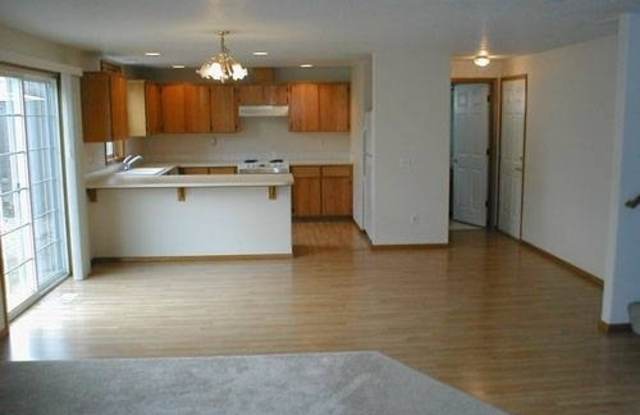 17287 NW Crosshaven Street ~ Spacious Home near PCC Rock Creek Gallery 2