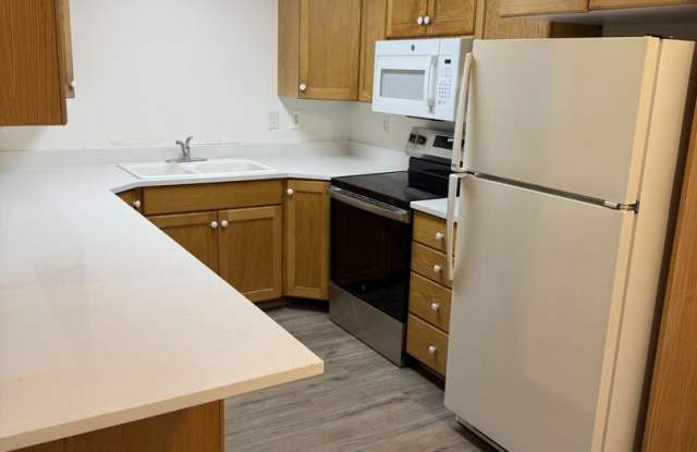 Beautiful 3-Bedroom Apartment in Orem, UT photos photos