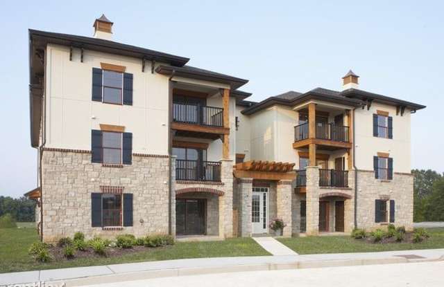 314 Bordeaux Way 314 - 314 Day Street, Dexter, MO 63841