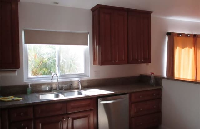 5901 Rolling Road - 5901 Rolling Road, Los Angeles, CA 91367