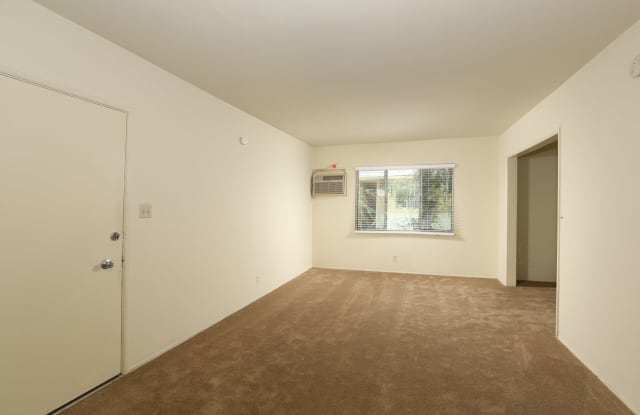 540 East Washington Boulevard Gallery 2