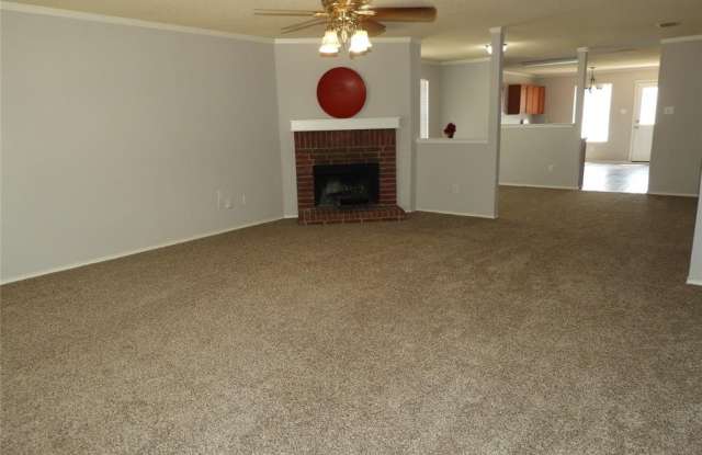 2613 Shady Grove Lane Gallery 2