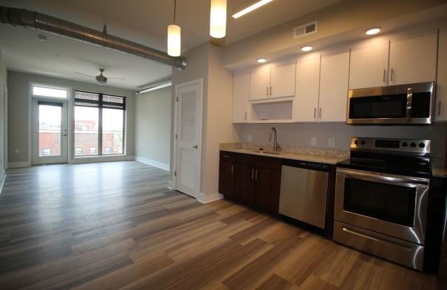 Main2525 Gallery 2