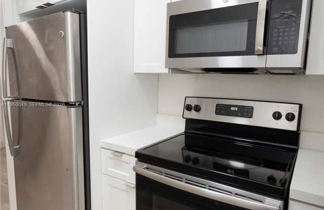 111 SW 31st Ct - 111 Southwest 31st Court, Miami, FL 33135