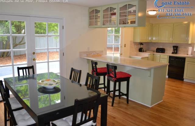 2889 Sloat Road Gallery 2