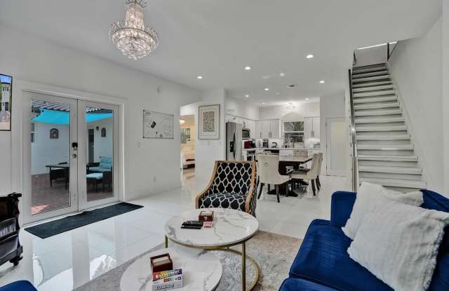 833 SW 17th Street Gallery 4