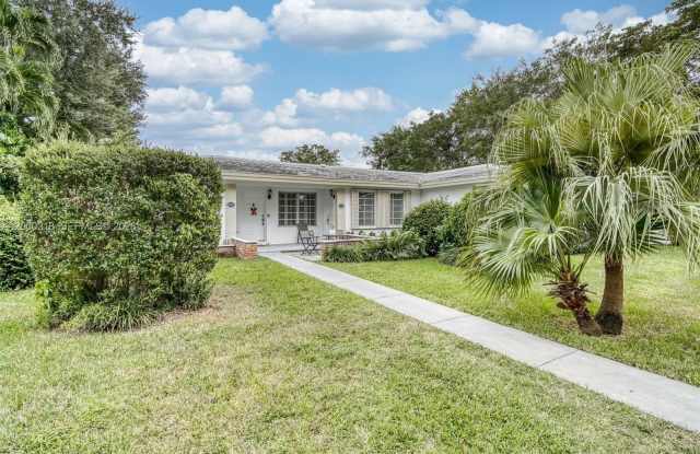 970 Benevento Ave photos photos