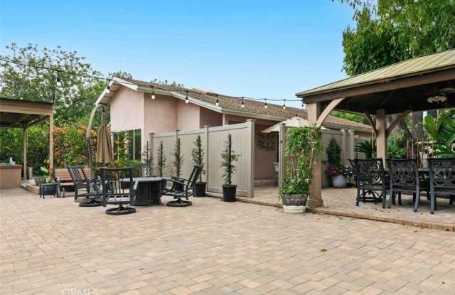 16577 Knollwood 16579 photos photos