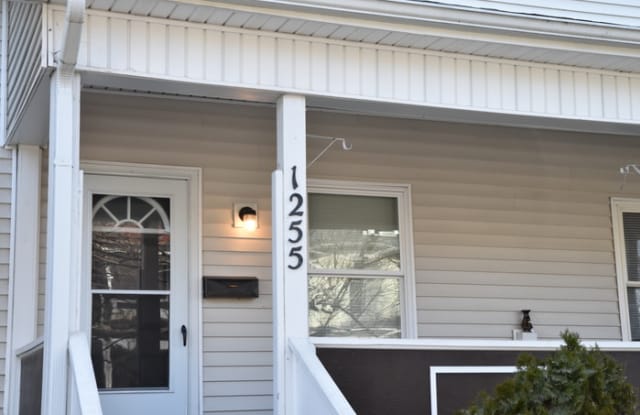 1255 Eastwood Avenue - 1255 Eastwood Avenue, Columbus, OH 43203