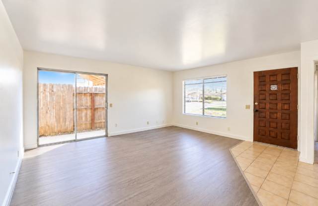 3 Bed, 2 bath- Casa La Canada Town House Gallery 4