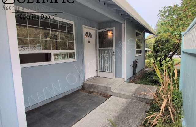 3045 Chelsea Ct NW Gallery 2