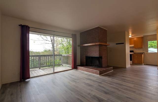 2-Bedroom, 1-Bath Duplex In The Friendly Street Area In Eugene! photos photos