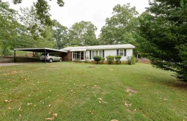 2745 Old Concord Road SE photos photos