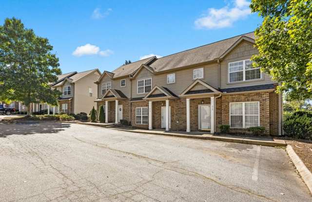 Prime Greenville Location | Spacious 2-Bedroom Townhome | Private Fenced Patio Gallery 3