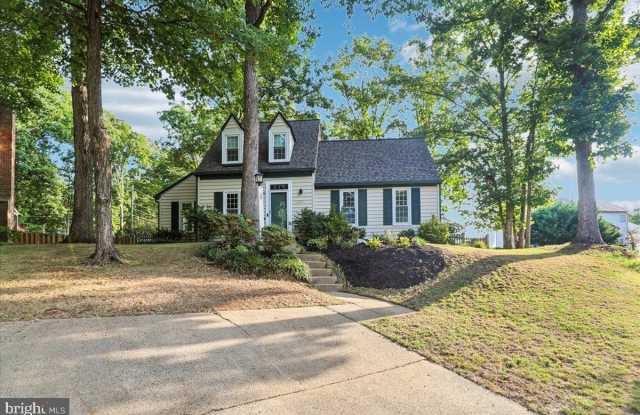 15465 GOLF CLUB Drive Gallery 1