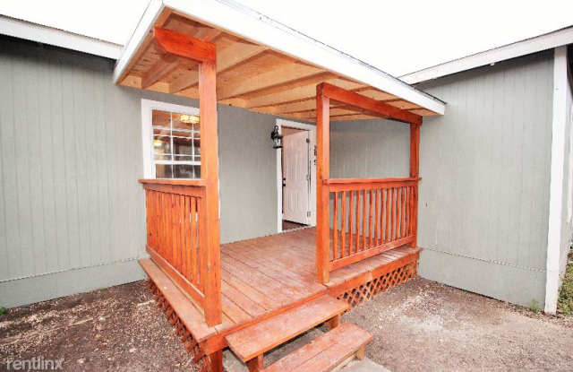 2035 Lamar Dr Gallery 4